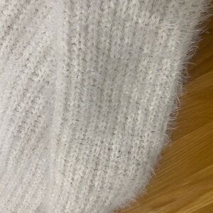 Cyrus Soft Cream Sweater